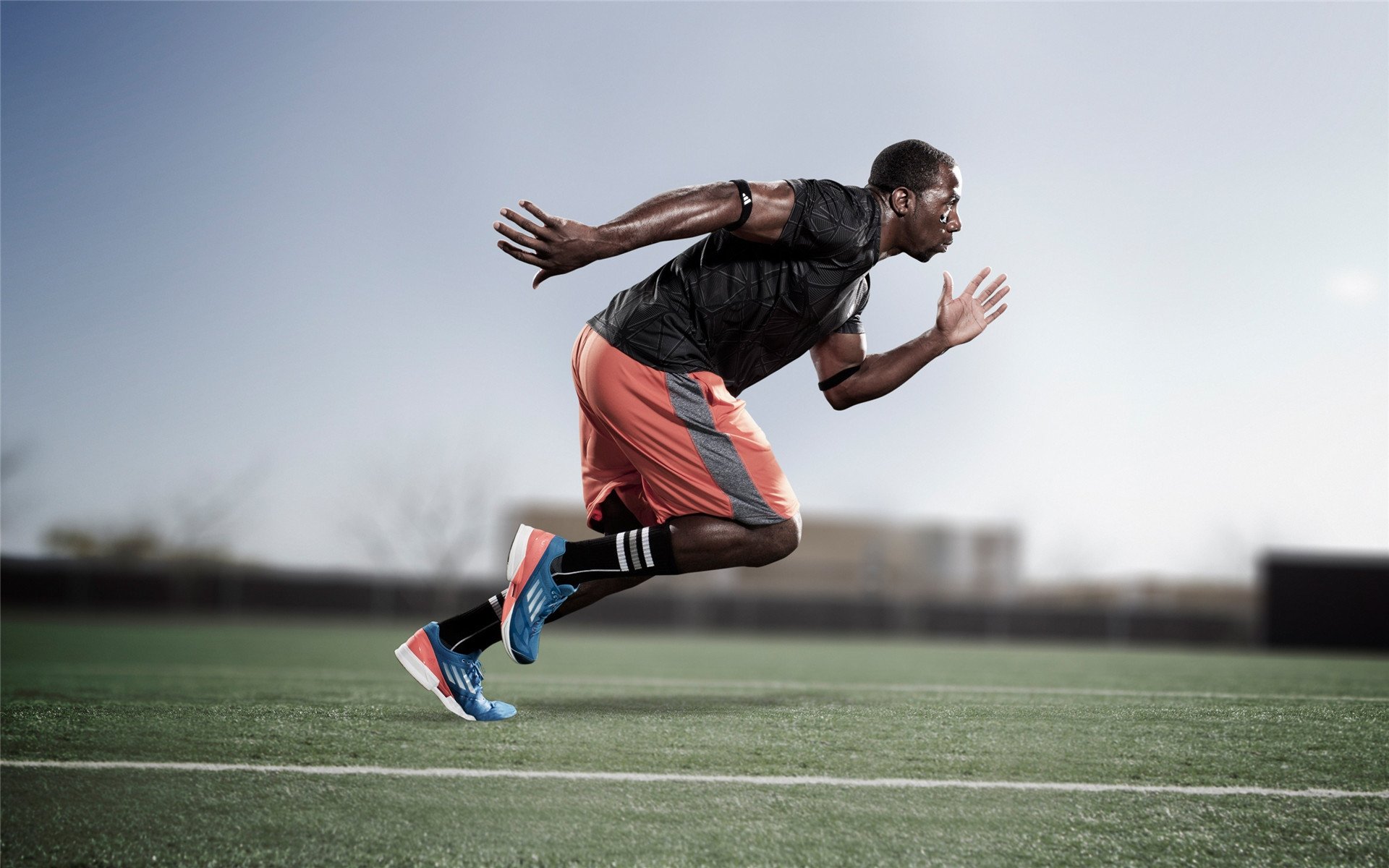 利物浦锋线再度爆发,萨拉赫梅开二度,利物浦续约萨拉赫